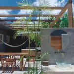 Hostel Local2
